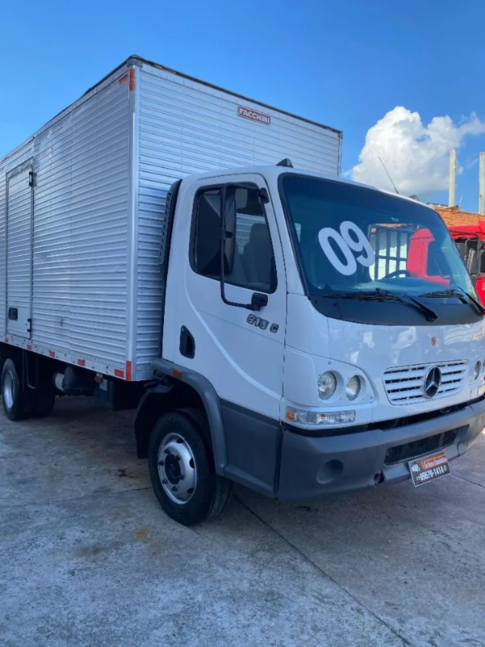 MB ACCELO 915c BAÚ - Foto 4