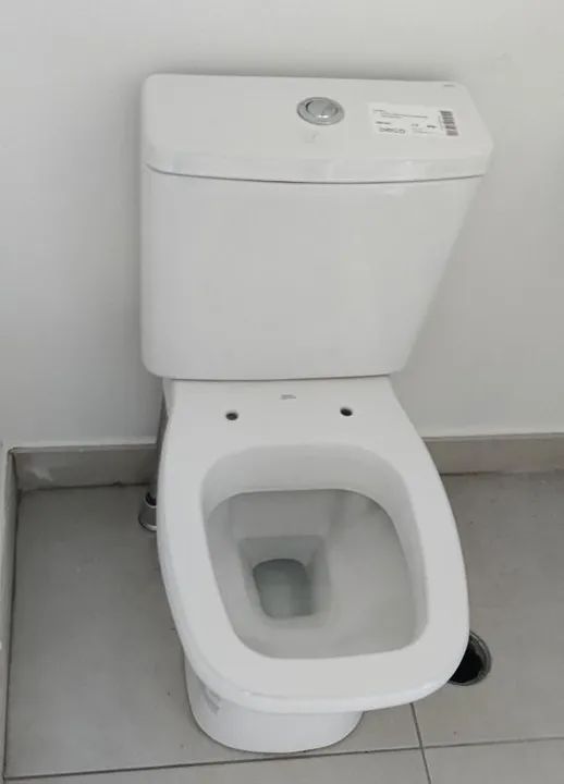 Vaso Deca (Bacia + Caixa acomplada)