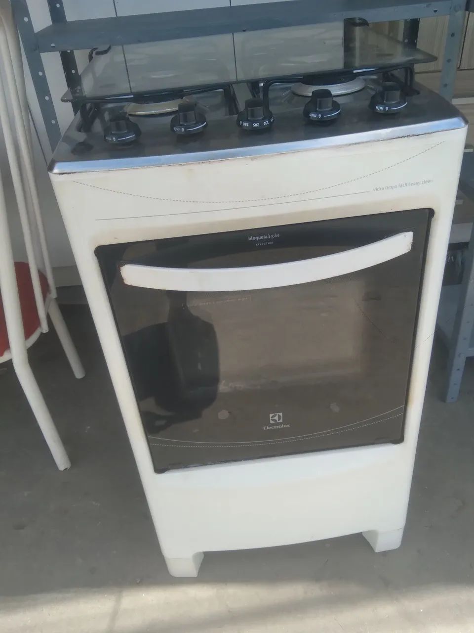 Vendo fogão 4 bocas - Foto 3