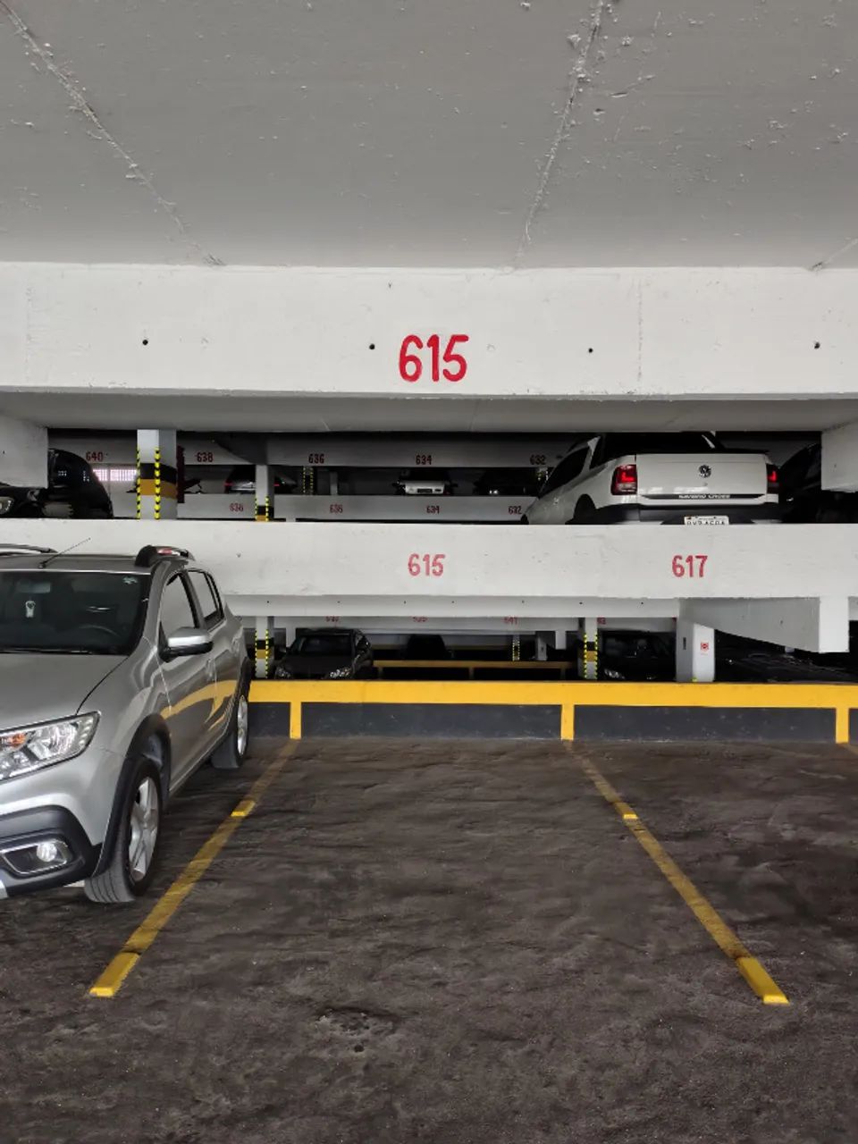 vando garagem santa cruz shoping *