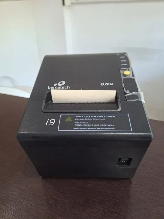 Impressora térmicas monocromática Elgin i9 Full Guilhotina 127/220V