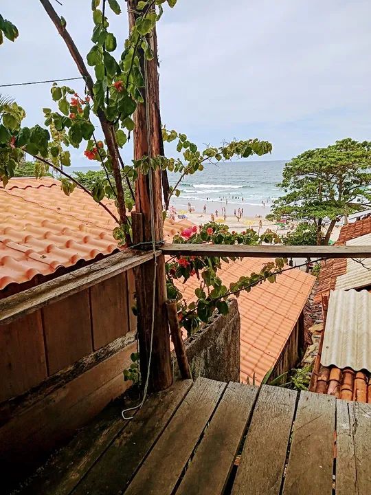Pé na areia com vista para o mar na Praia da Tiririca - Foto 11