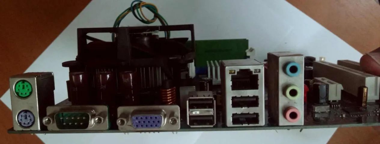Kit Placa Mãe Intel PCWare PW-945GCX com Core2Duo E7400 e 2GB de RAM. - Foto 4