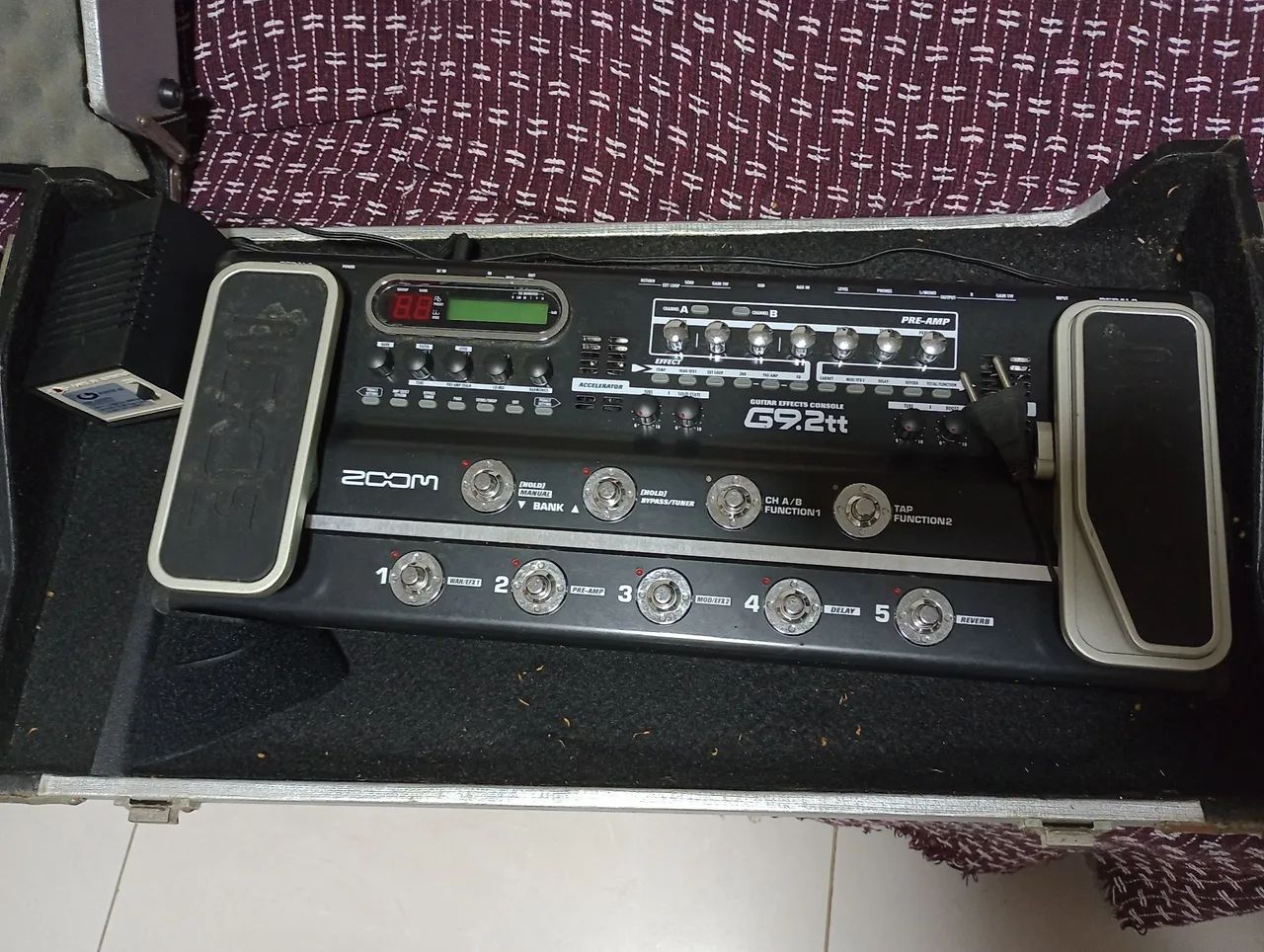 Pedaleira Zoom G9.2TT - Guitar Effects Console - Foto 2