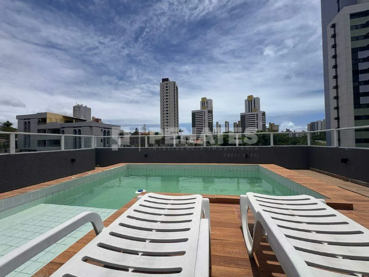 Casa para aluguel, 6 quartos, 5 suítes, 4 vagas, Barro Vermelho - Natal/RN