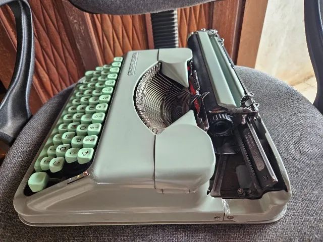 Swiss Typewriter64962661686915122