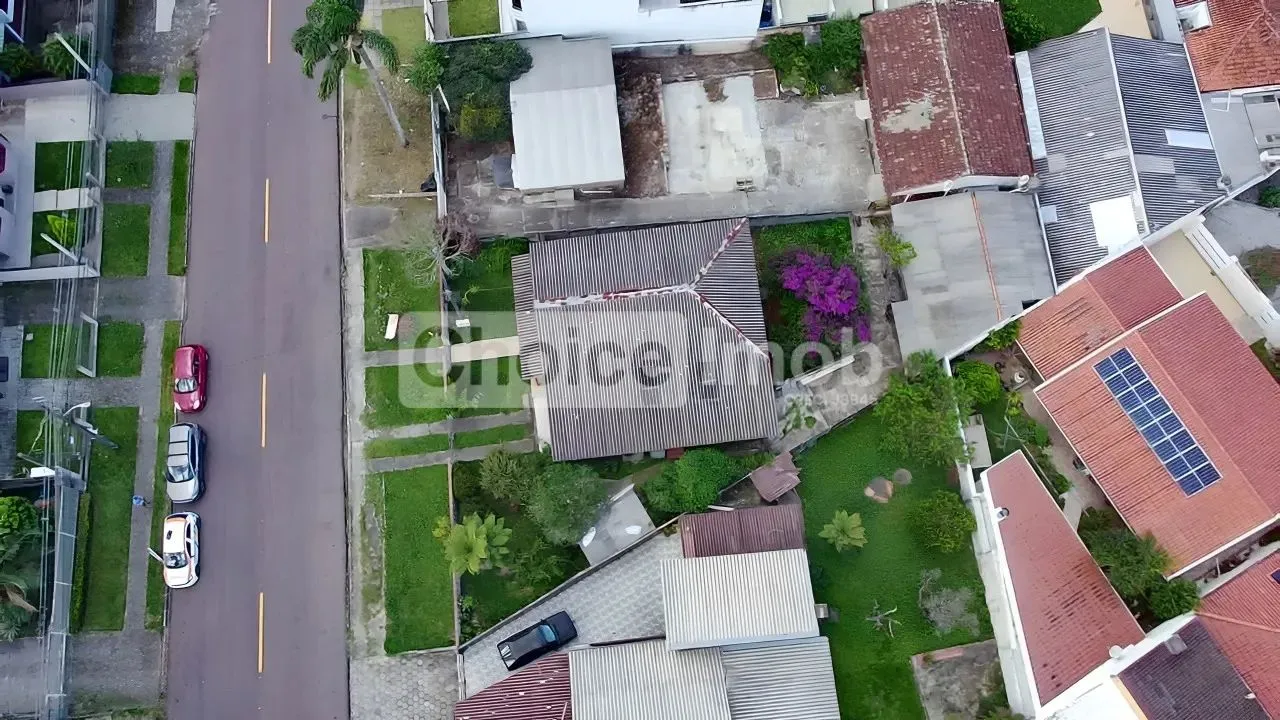 Terreno no Bairro Santa Cândida