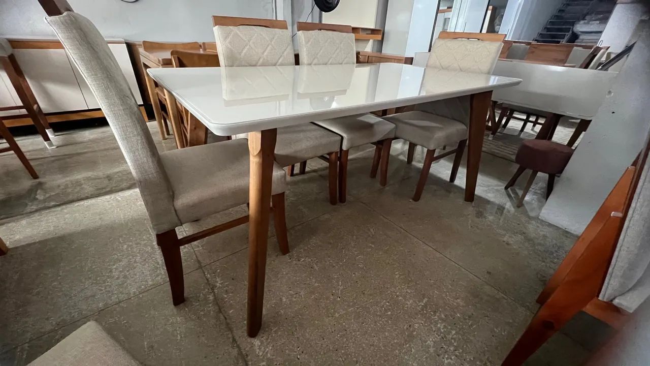 Mesa de Jantar Elegante com 6 Cadeiras madeira  - Foto 2
