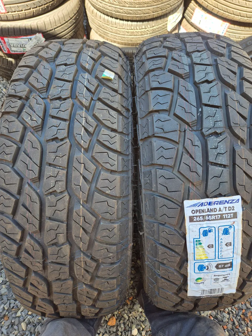 265/65R17