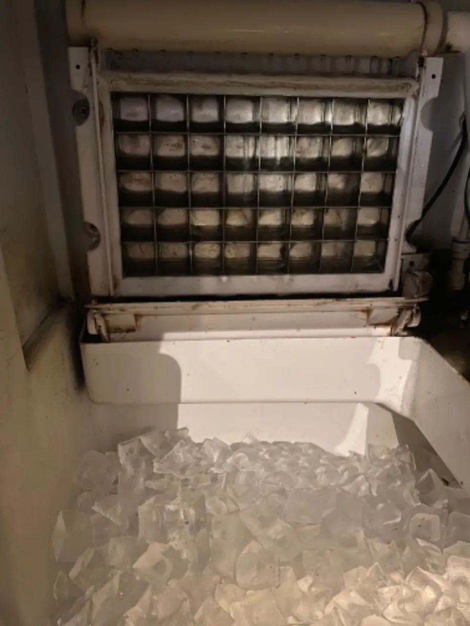 Máquina de Gelo IMPOMAC - 220v - Faz até 38 kg de gelo por dia - Foto 3