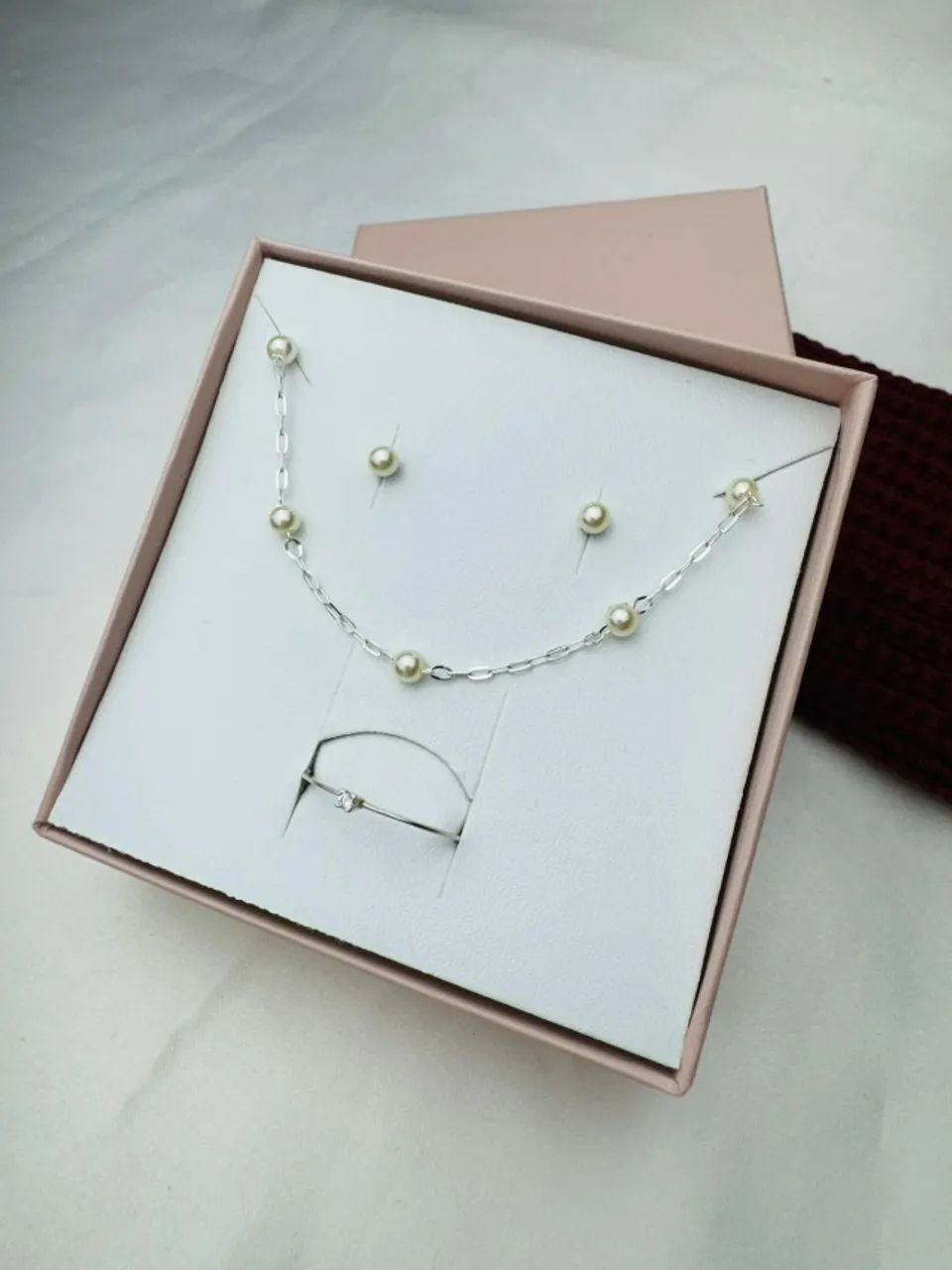 Clássico e Elegante: Conjunto Pérola em Prata 925