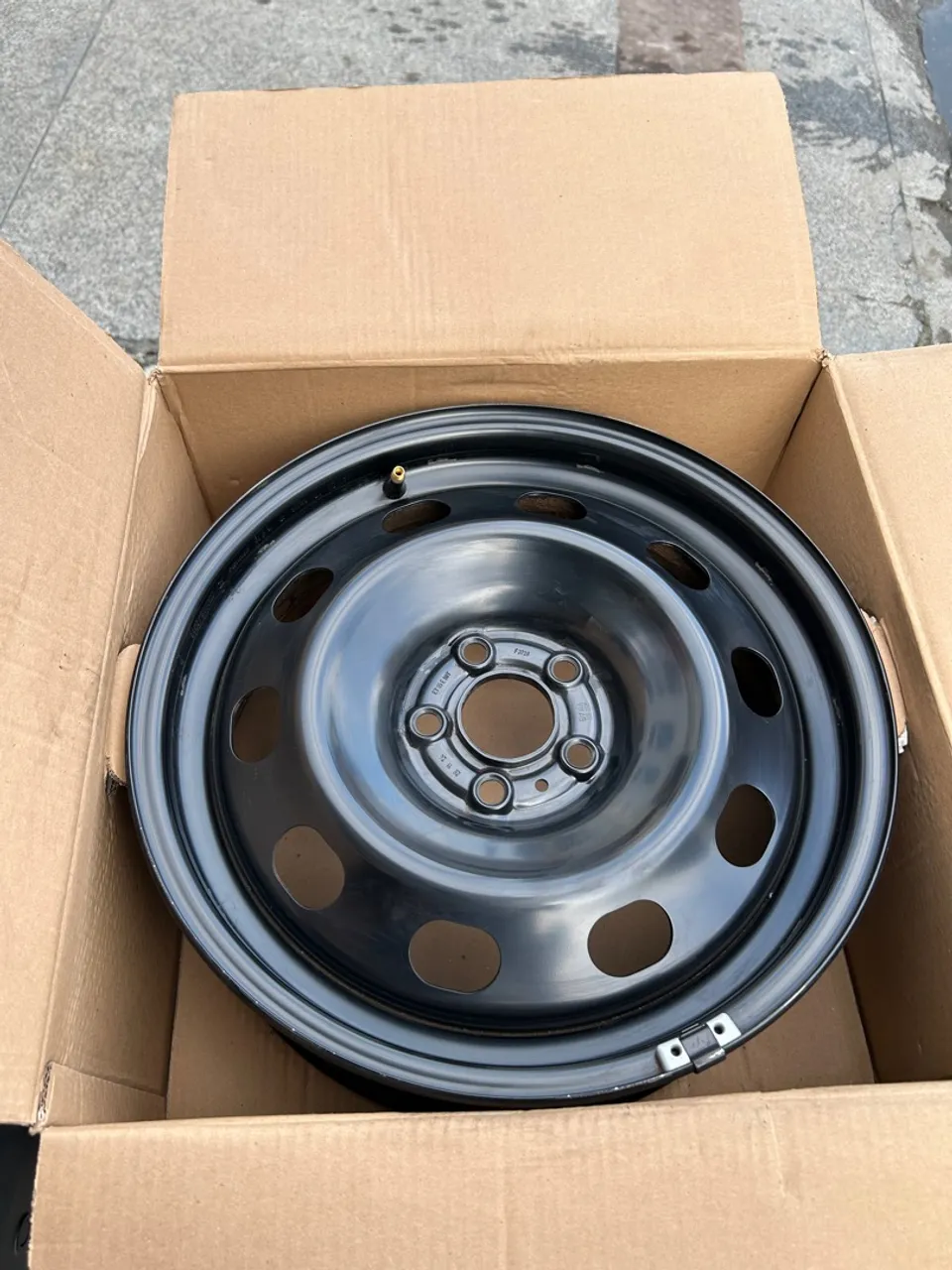 Kit de Rodas de ferro aro 16 original T Cross 2025 Sense