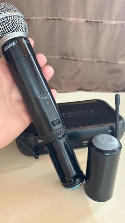 Microfone Shure sem fio Beta 58 - Foto 2
