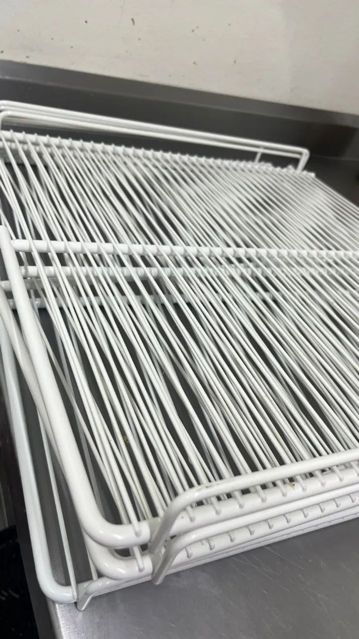 Geladeira Expositora Metalfrio 326L - Geladeiras e Freezers