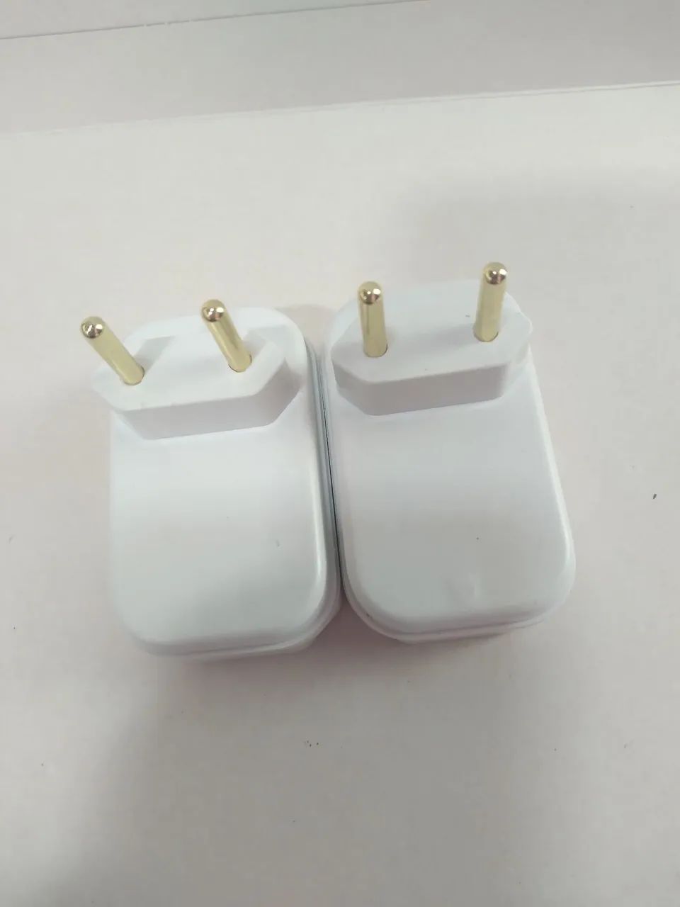 10 Extensor de Tomada Triplo com Adaptador - Foto 2