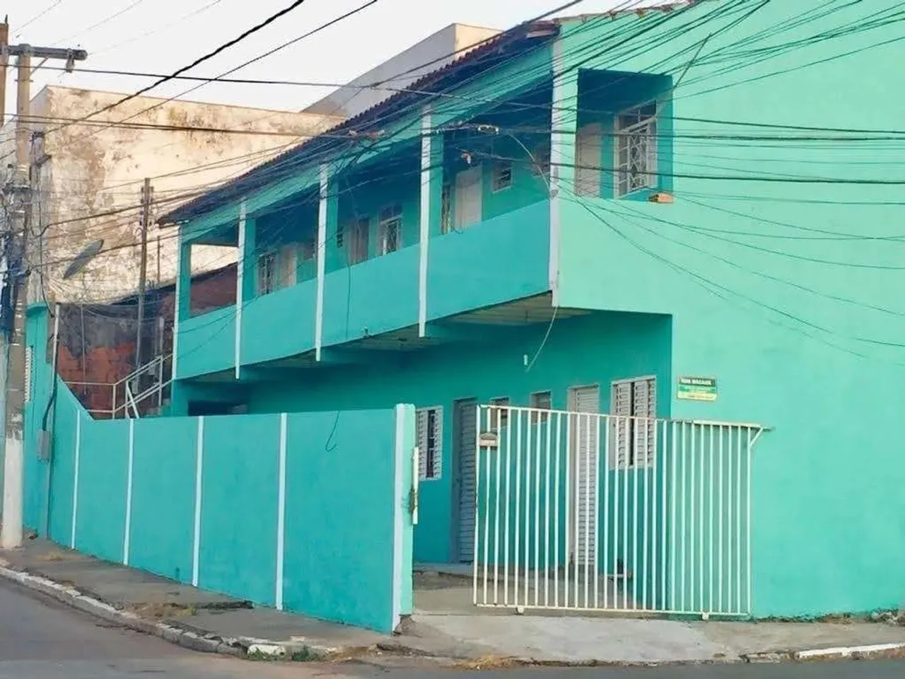 Prédio com 10 Kitnets à Venda no Bairro Pedregal Cuiabá/MT