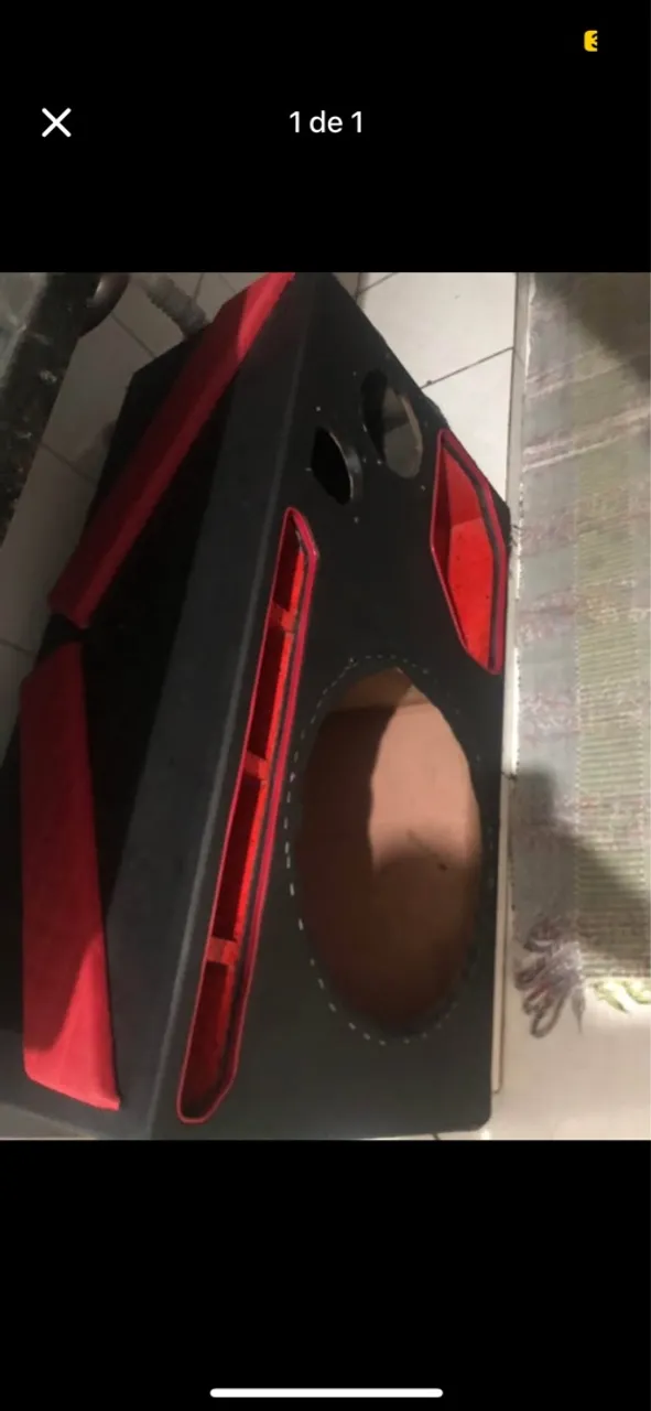 Caixa de som automotiva personalizada