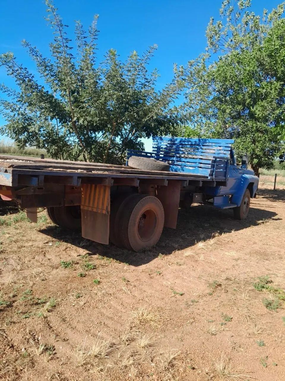 Ford f11.000 - Foto 3