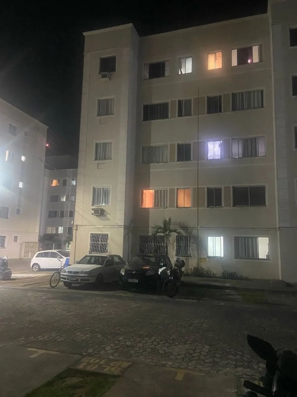 Alugo quarto em apartamento na serra apenas pra mulher  - Foto 2