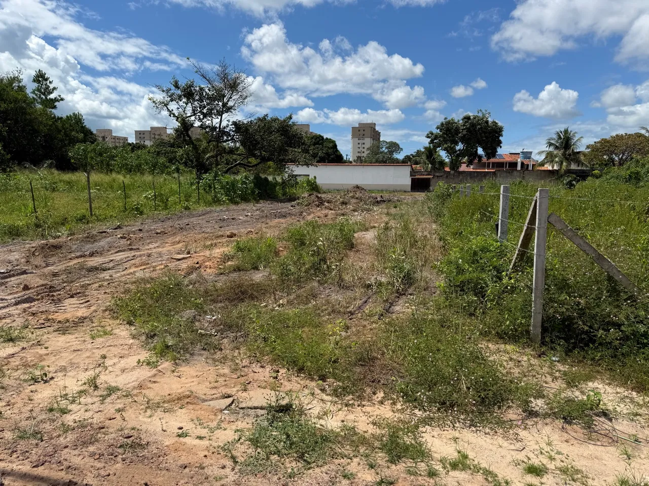 TERRENO NO ARAÇAGY 