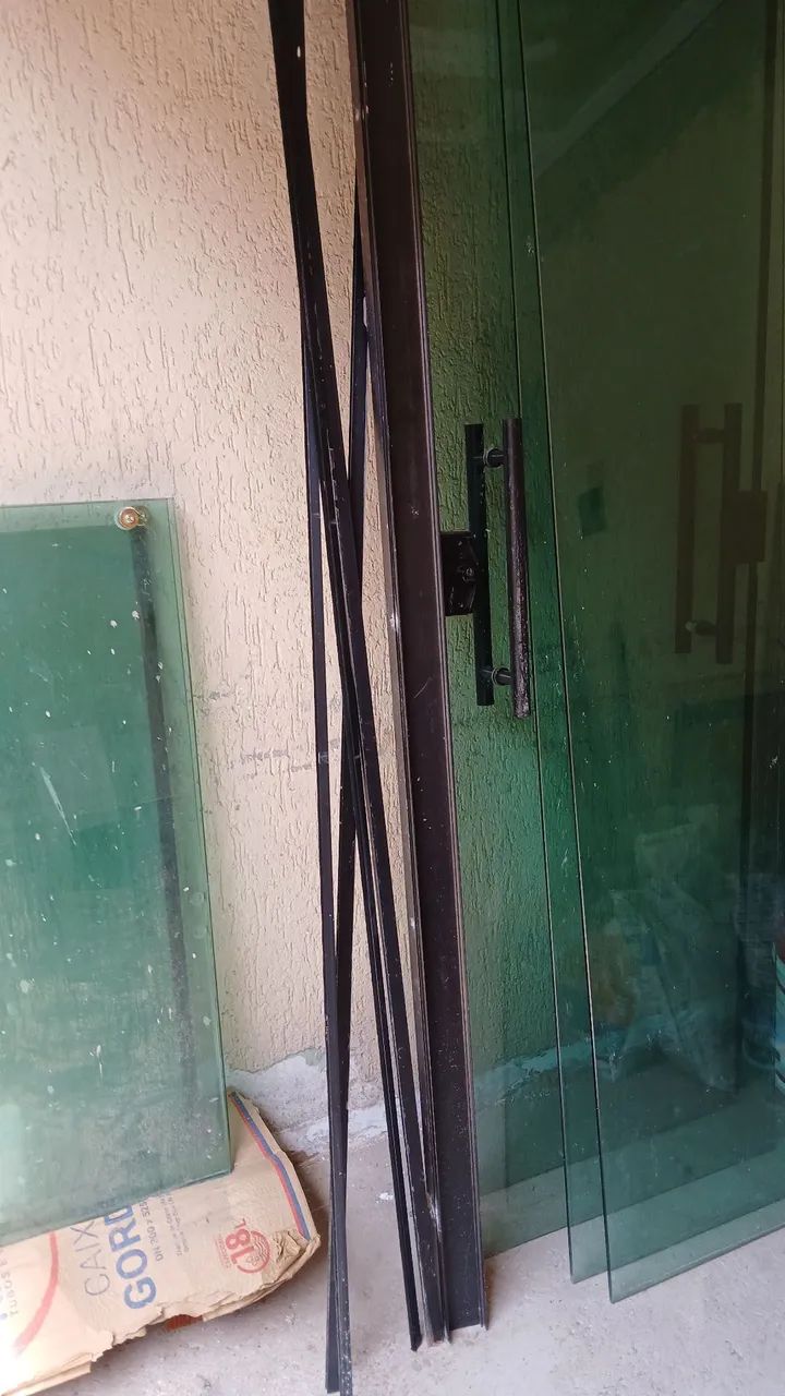 Porta 4 Folhas Blindex Verde + fechadura - Foto 3