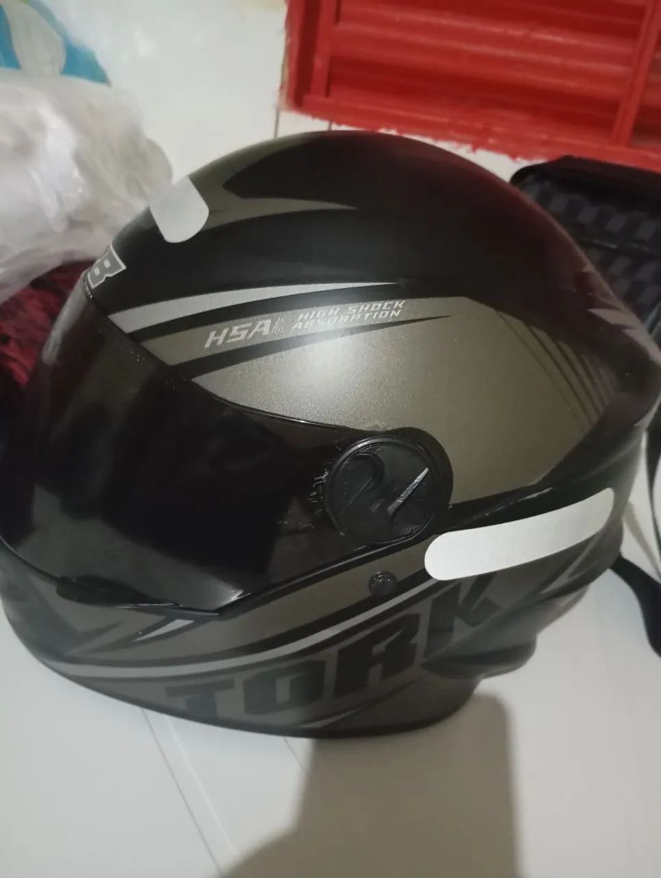 Capacete Tork Preto com detalhes - Foto 2