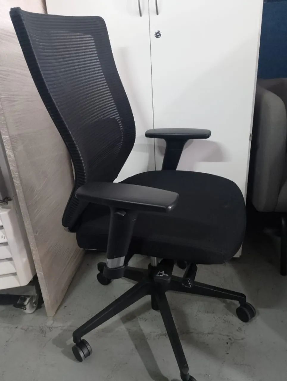 Cadeira de escritório  Giroflex - Modelo Presidente  - Foto 2