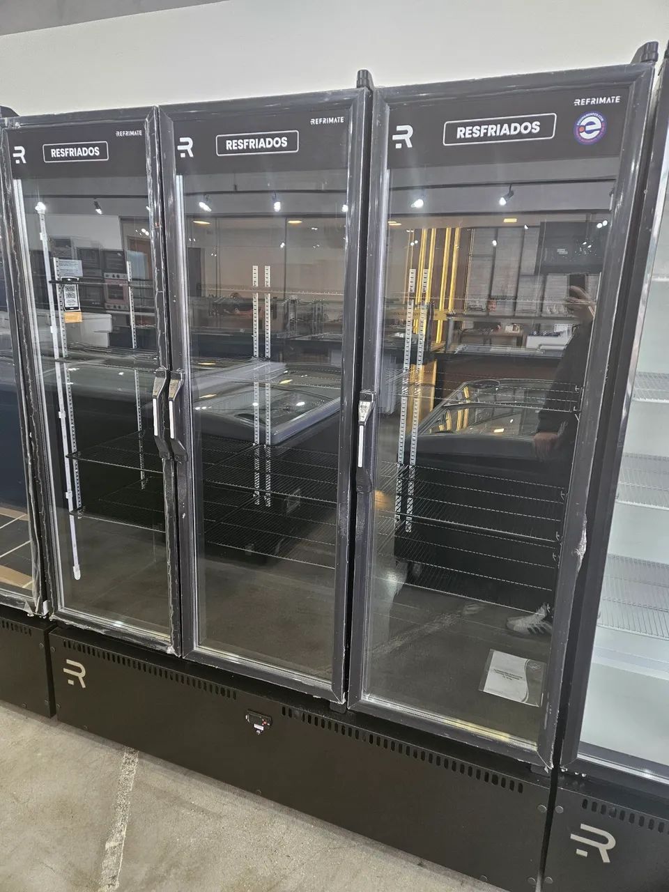 refrigerador 3 portas expositor para bebidas e frios - a pronta entrega 