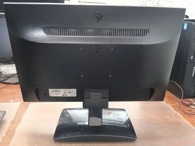 Oferta - A-INFO monitor Hp led 19 polegadas modelo Hp L185x saída VGA não tem HDMI em perf - Foto 4
