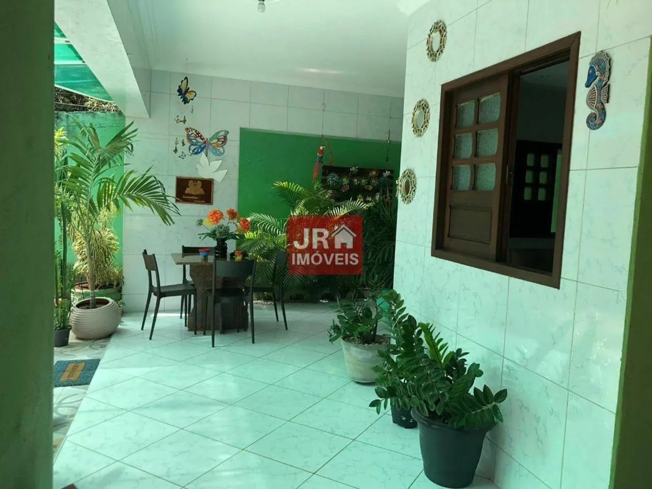 Imóvel para aluguel e venda tem 324 metros quadrados com 6 quartos - Foto 2