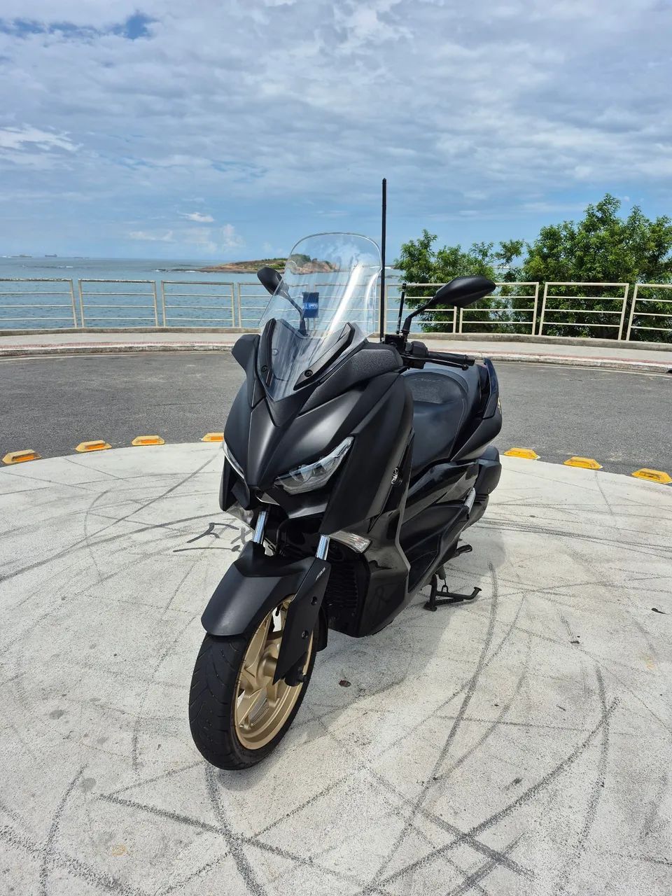 YAMAHA XMAX 250 ABS - Foto 2