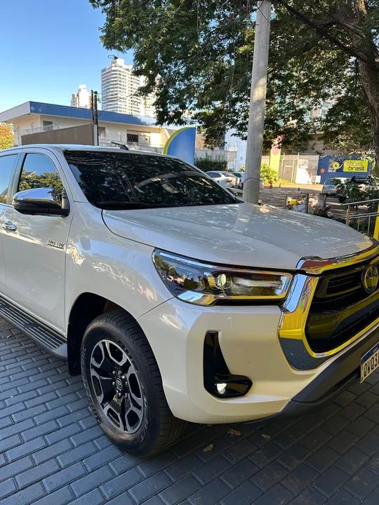Vendo Hilux SRX 2022 