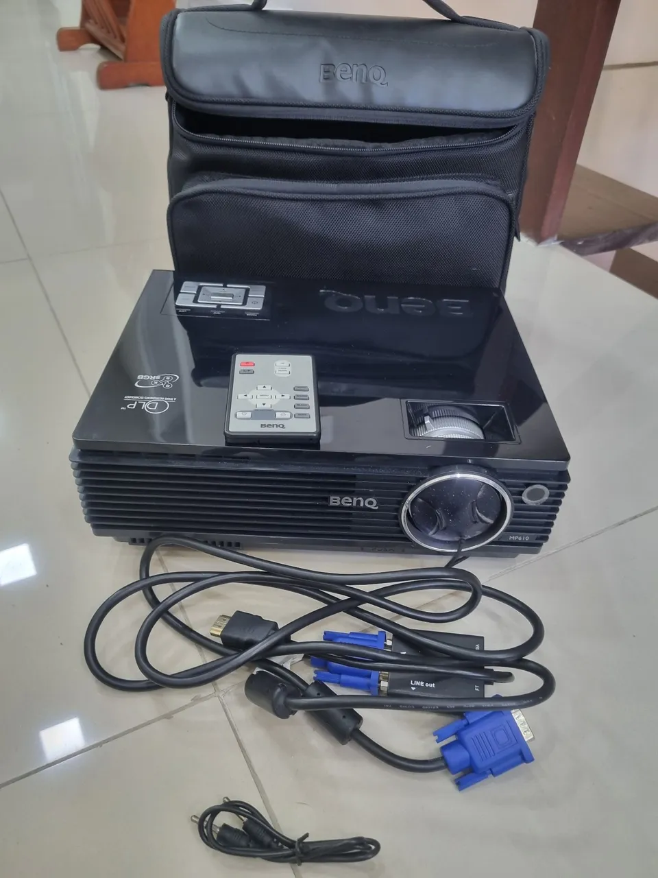 Projetor Benq MP610