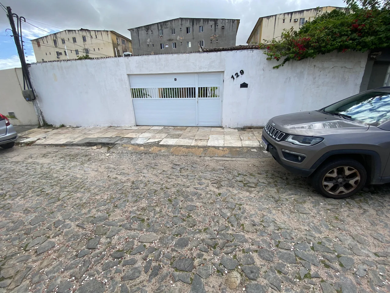 Imóvel comercial para aluguel com 425 m² de área na Cidade dos Funcionarios