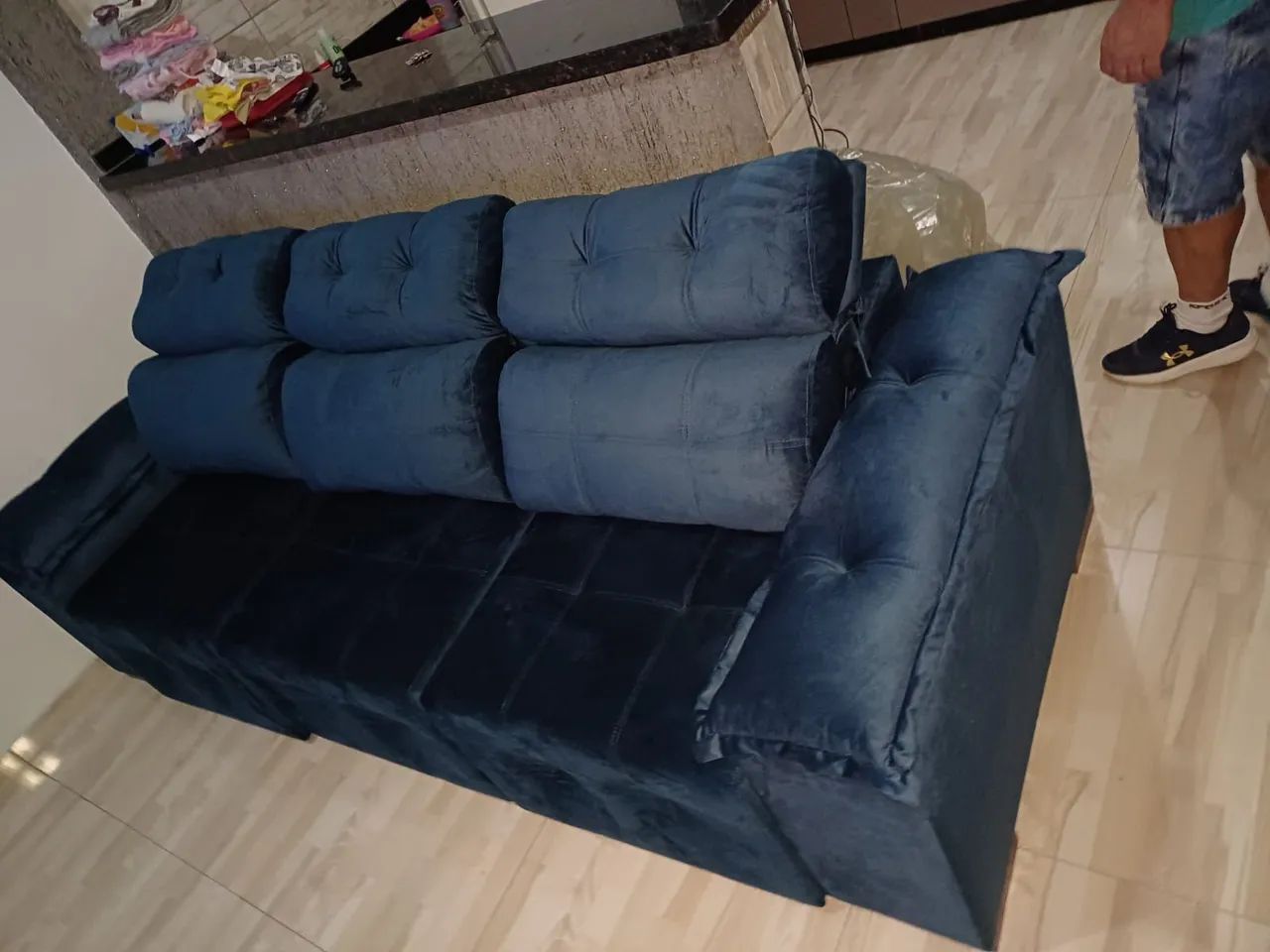Sofa Retratil 2.50 Pronta Entrega - Veludo Azul e.Cinza - Foto 2