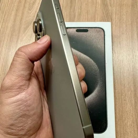 iPhone 15 Pro Max Garantia Apple Impecável 256Gb Titânio Natural - Foto 3