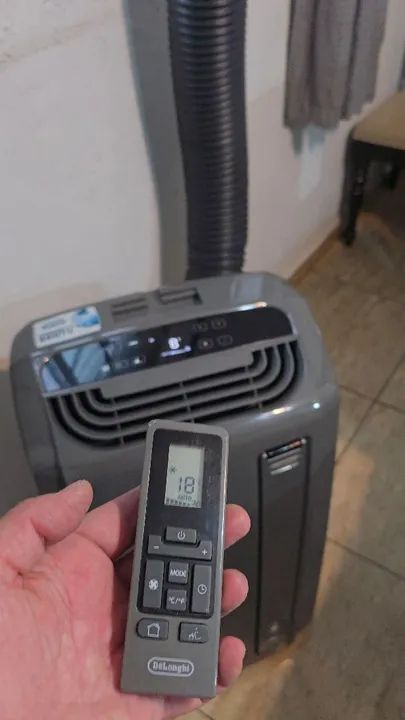 Ar Condicionado DeLonghi 14.500 btu Pinguino,portatil 110v impecável