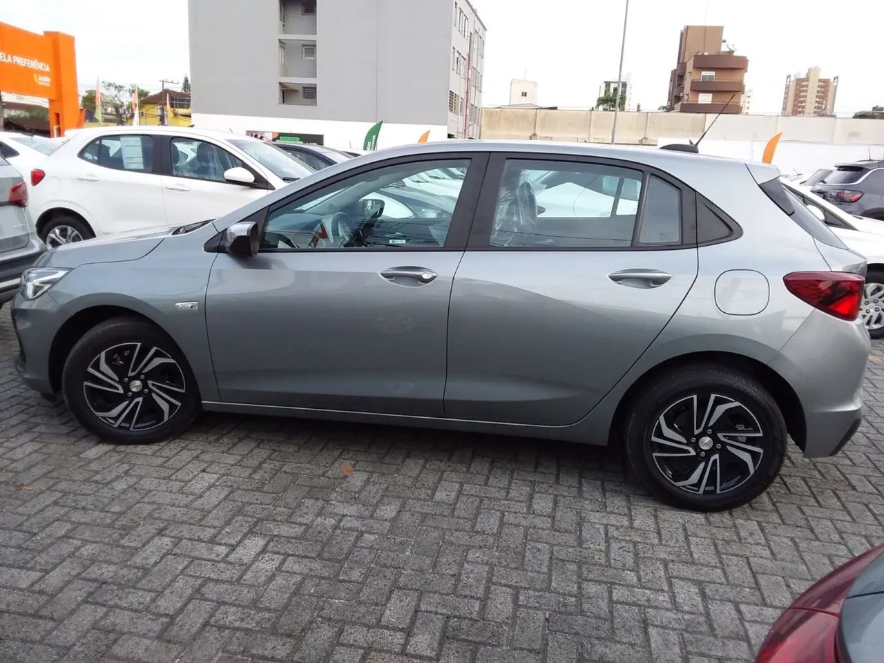 Chevrolet Onix 2024 1.0 flex lt manual - Foto 3
