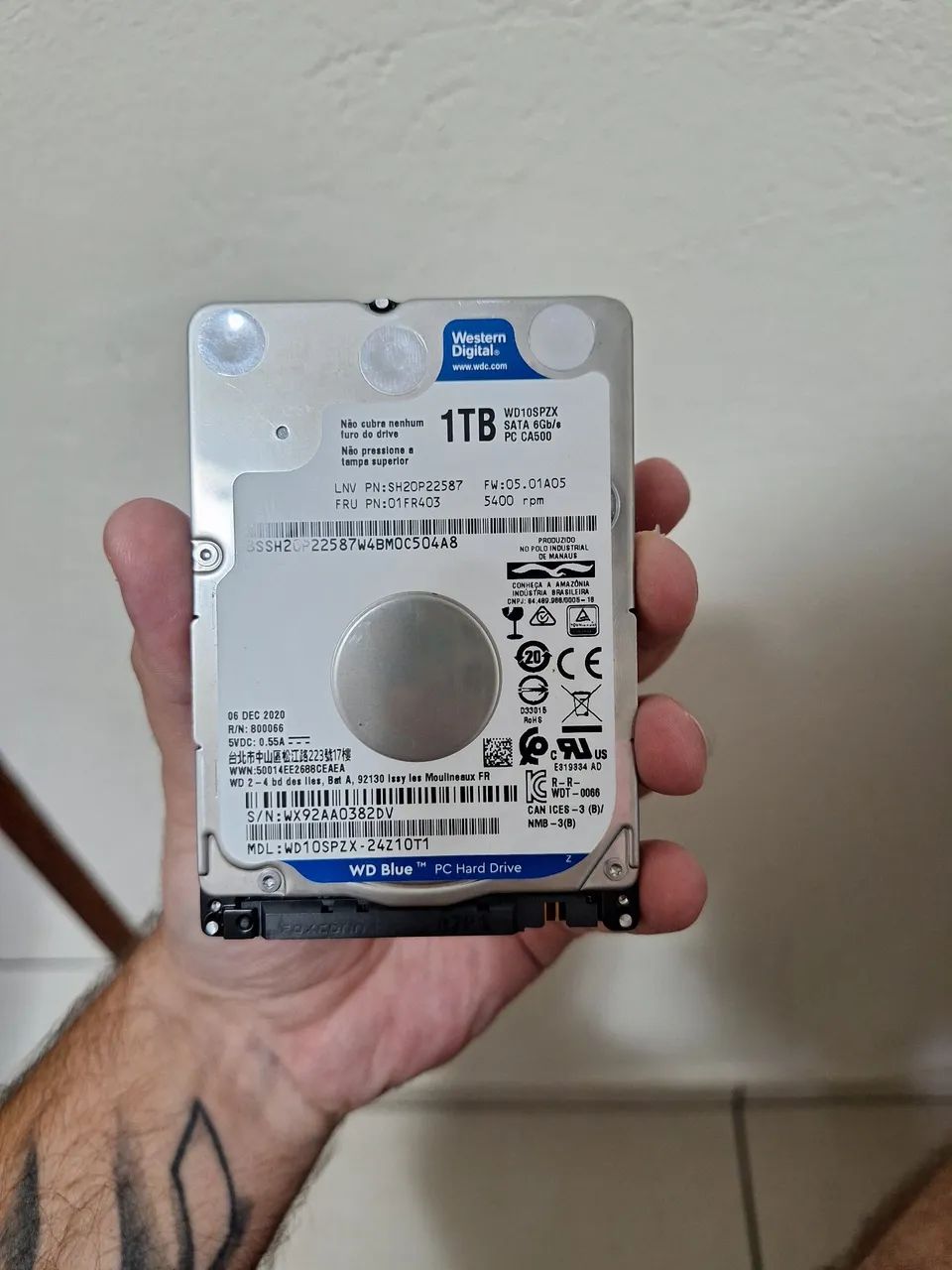 Hd de notebook 1tb com case (aceito oferta)