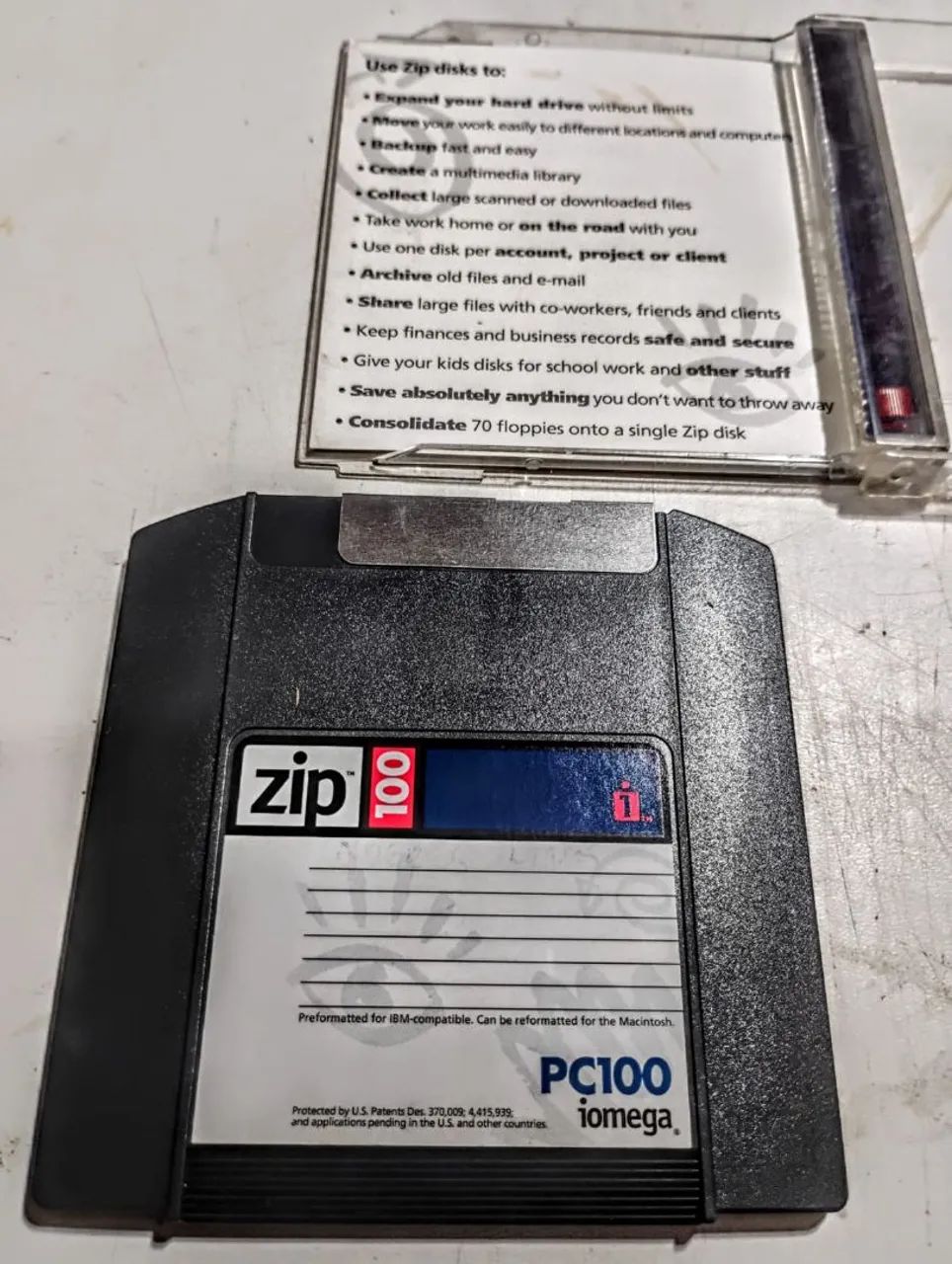 Zip 100 iomega64341171512065124