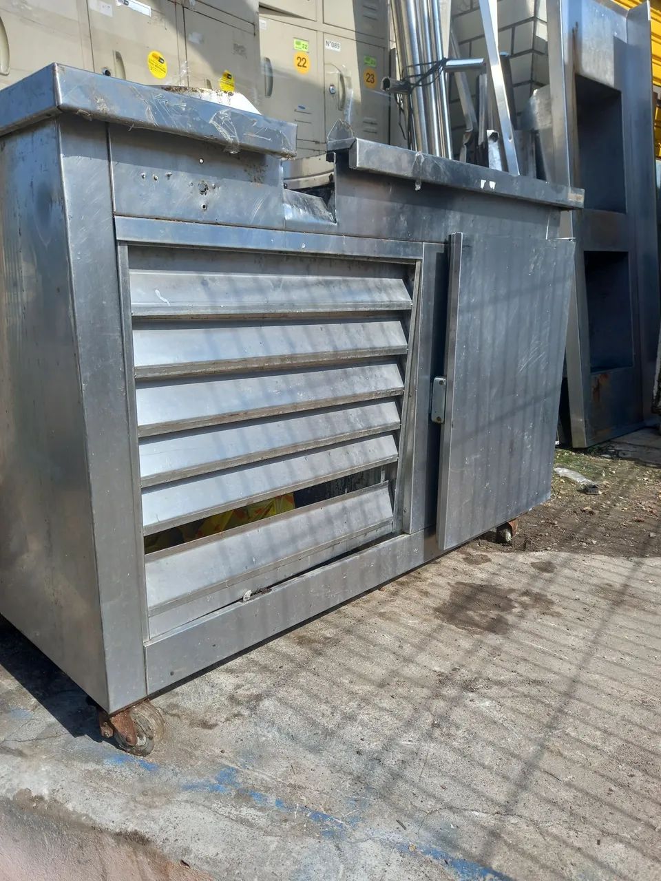 CARRINHO DE INOX COM  4 RODAS  - Foto 4