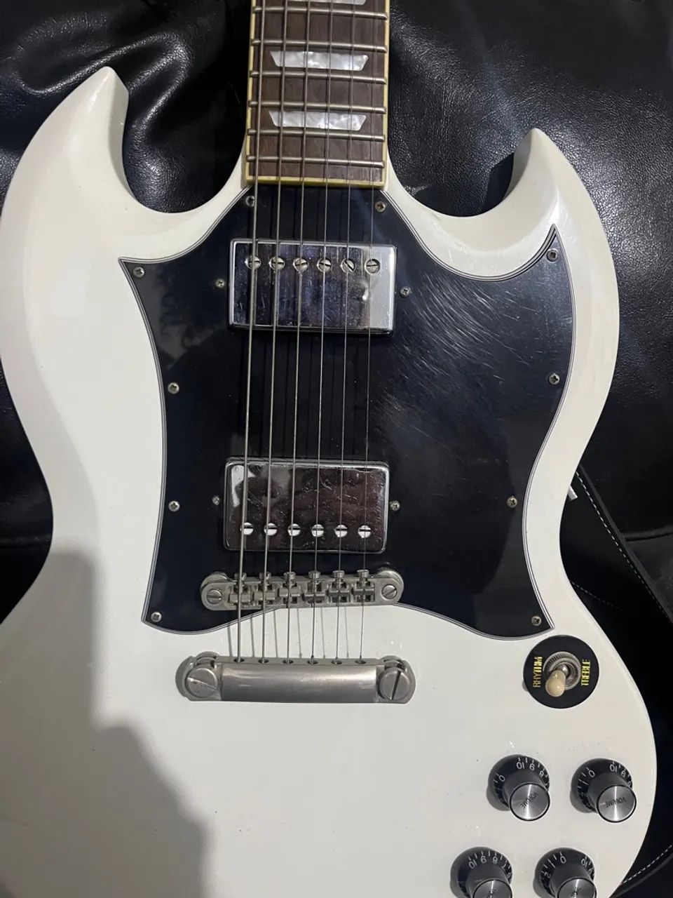 Guitarra Epiphone Alpine White 