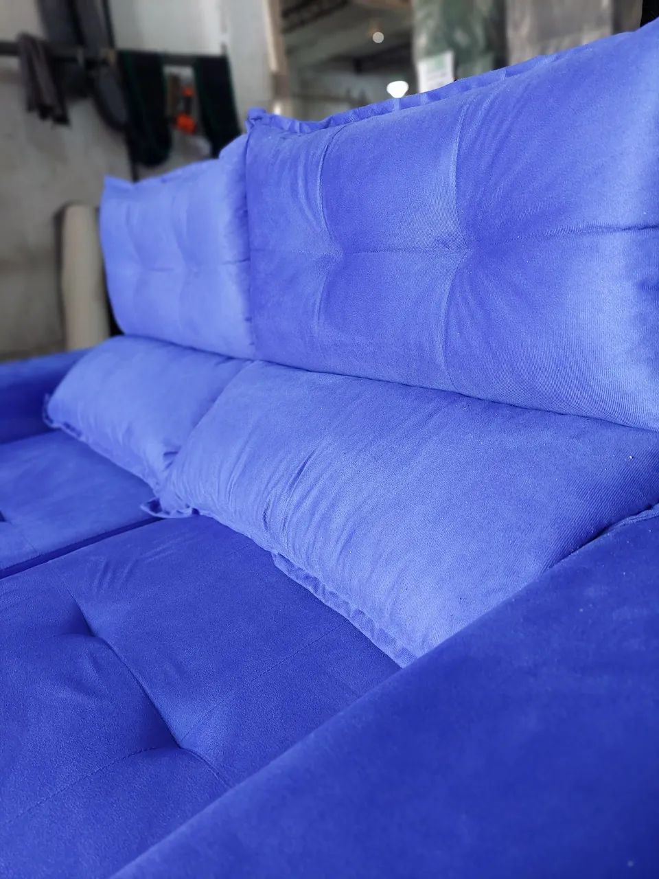 Sofá Retrátil Reclinável Larg 180cm Veludinho Azul - Foto 3