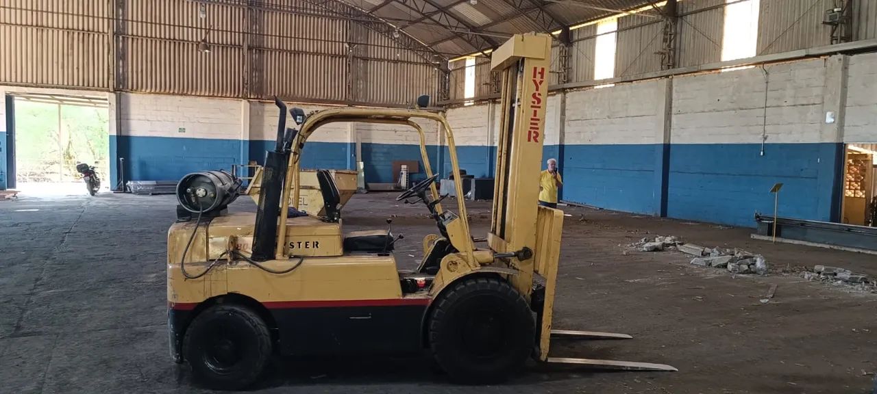 Empilhadeira hyster 4 ton  - Foto 2