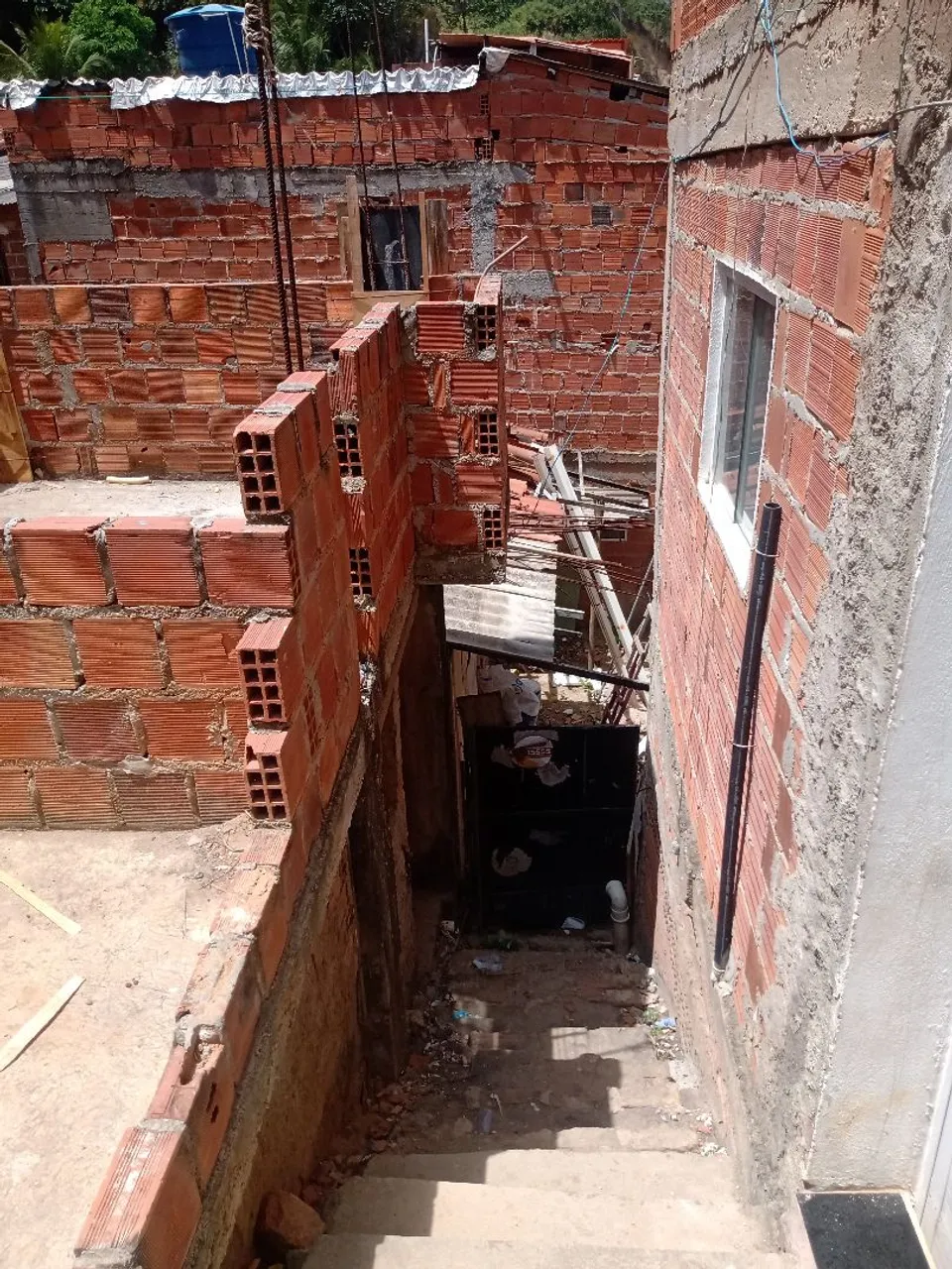 casa localizada no bairro de Jacarecica com linda vista pra o mar e de frente pra OAB