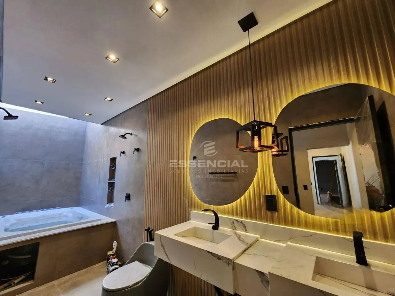 Casa com 3 suítes à venda, 189 m² por R$ 980.000 - Jardim Paraíso II - Botucatu/SP