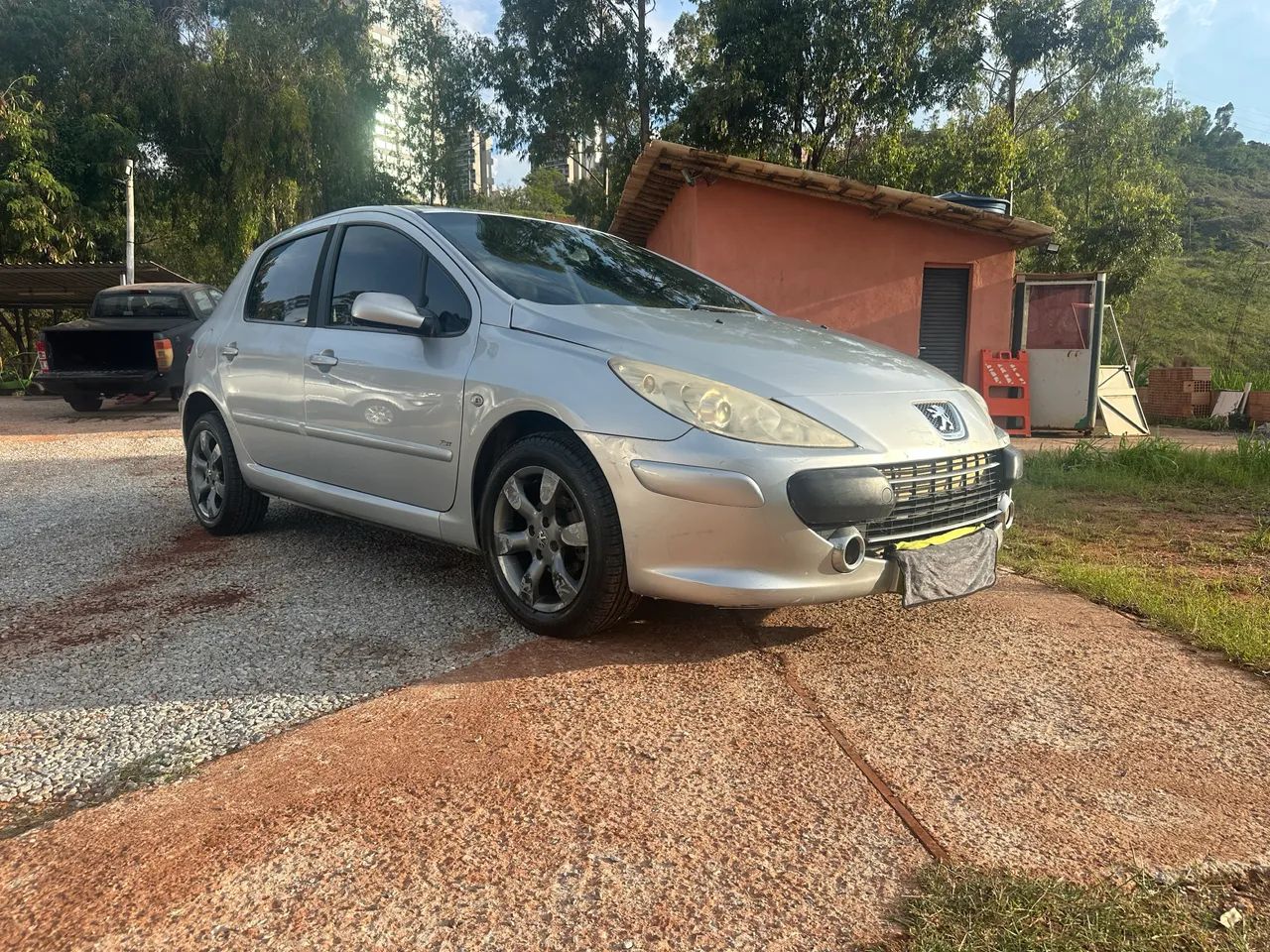 Peugeot 307 307 Soleil/ Presence 1.6/1.6 Flex 16V 5p 2011