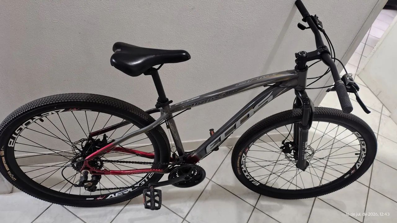 Bicicleta Alumínio Aro 29 Semi Nova  - Foto 2