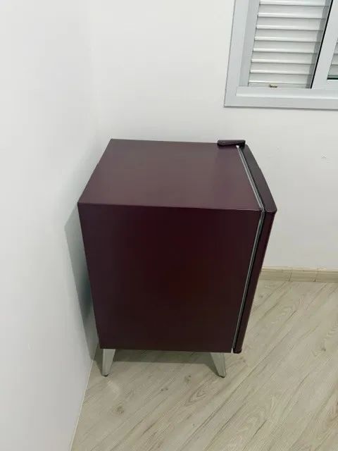 Frigobar Brastemp Retrô 76 Litros Marsala Wine - Foto 2