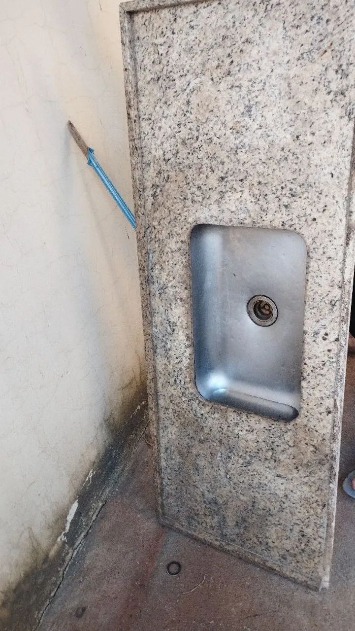 Vendo pia com cuba 1.50 mt - Foto 3